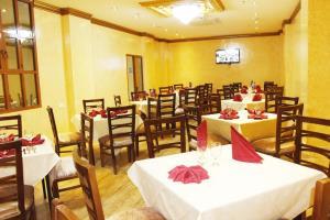 Riyam Hotel Maszkat Kültér fotó
